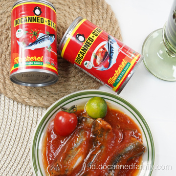 Lidl kaleng mackerel dalam saus tomat